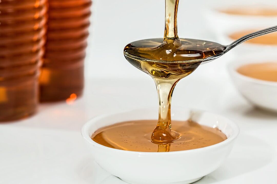 Le miel utilisé pour traiter l'ostéochondrose du sein